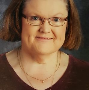 Meet your Posher, Sandi